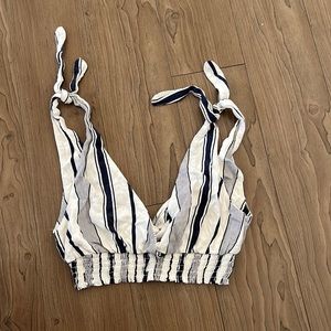 Lottie Miss crop top